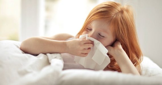 What is the best way to treat the common cold?